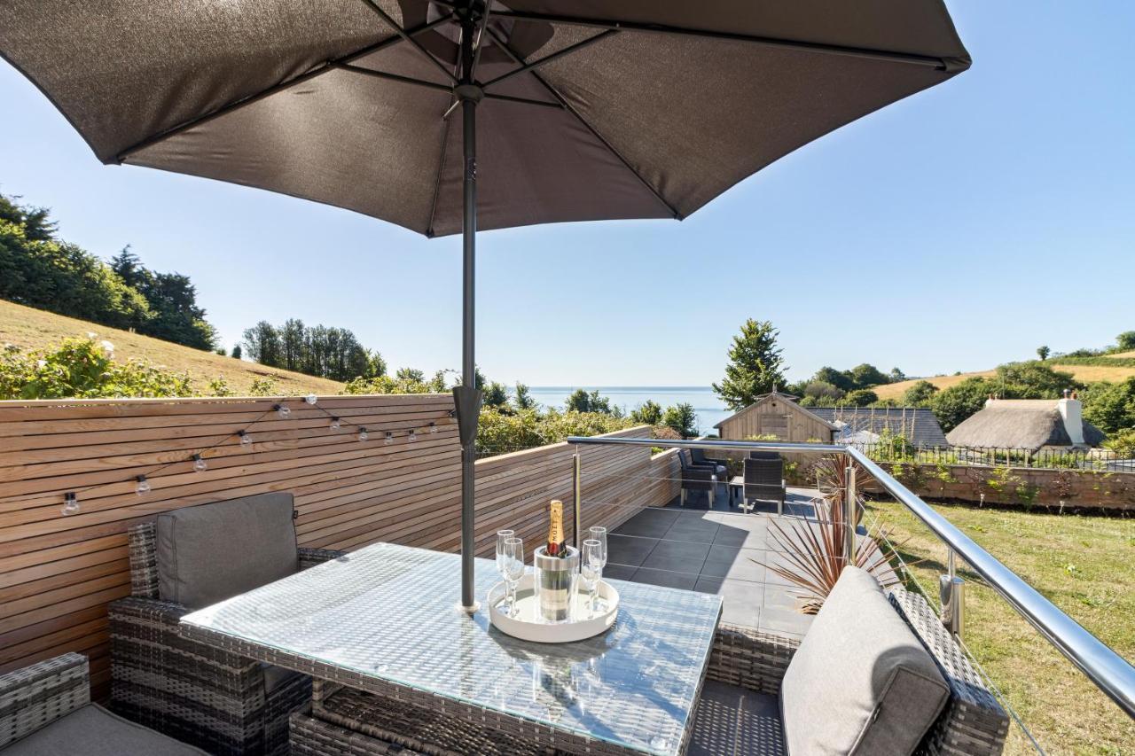Stunning Coastal Apartment In Maidencombe With Sea Views & Garden Stokeinteignhead エクステリア 写真